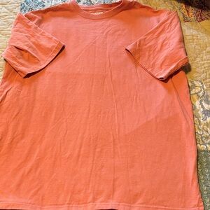 Duluth Men's Short Sleeve Crewneck T-Shirt in Coral Pink